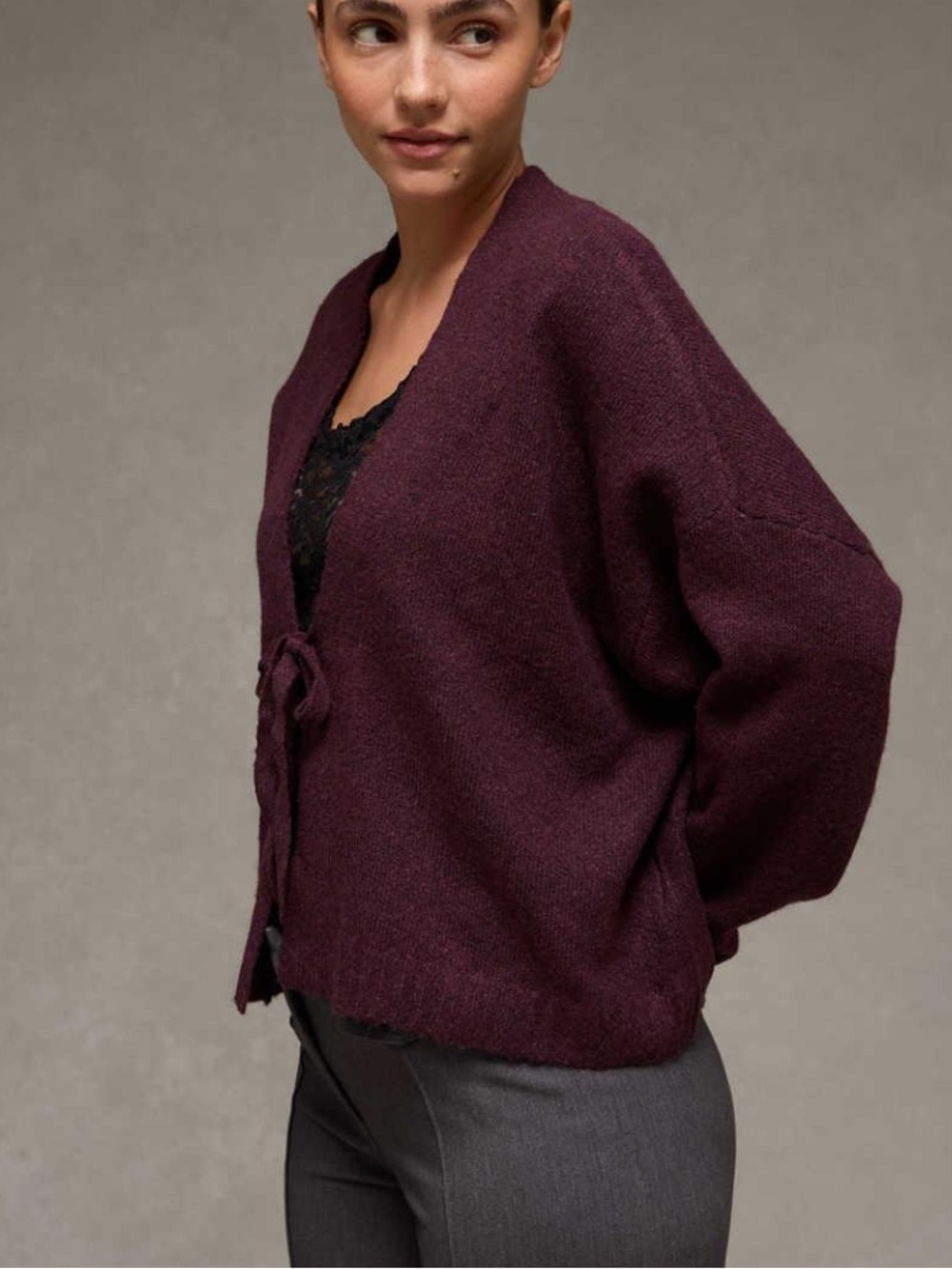 American Eagle Outfitters Tie-Front Cardigan Plum Size Medium